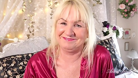 Judys Big Tit Milfs - Your Busty Step- Lizzie Lets You Fuck Her